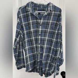 Patagonia Blue and White Plaid Button Down Shirt